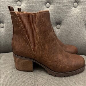Mia Brown Heeled Bootie New without Box